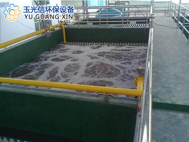 造紙廢水處理設備運行現(xiàn)場